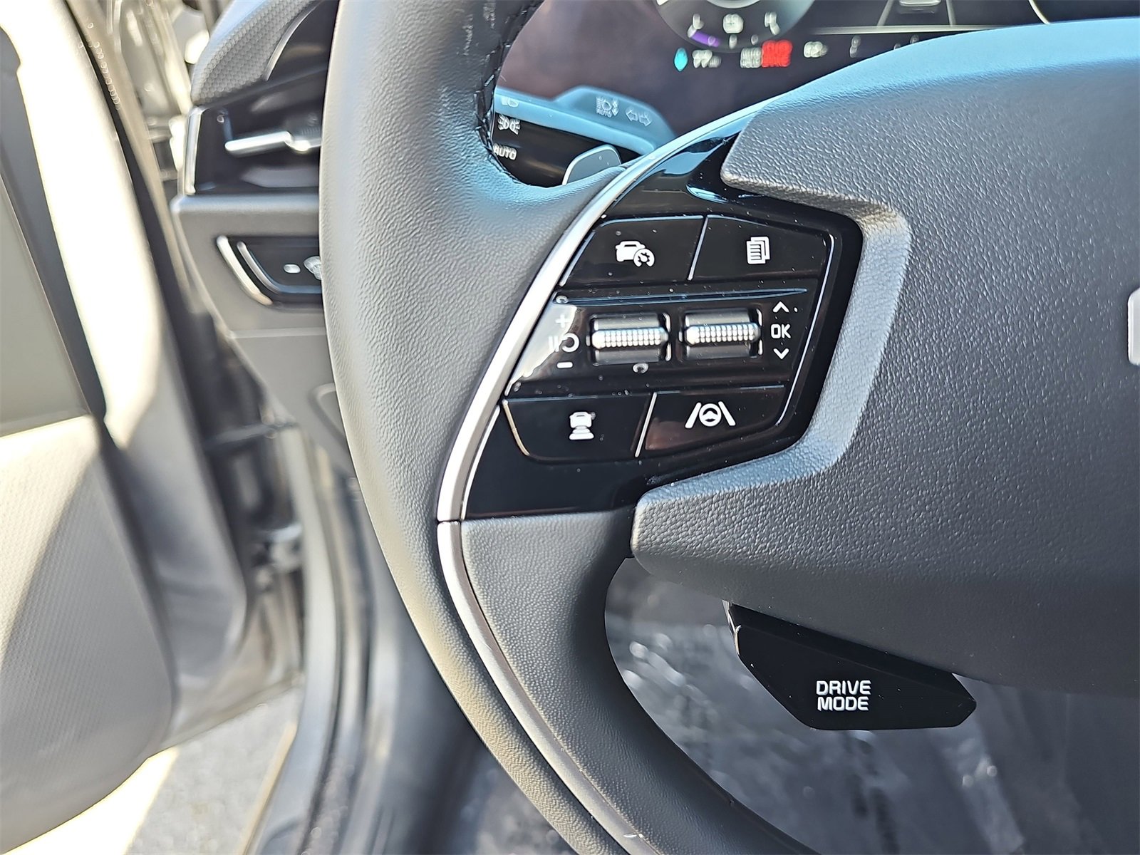 Used 2025 Kia Niro Wind image 17