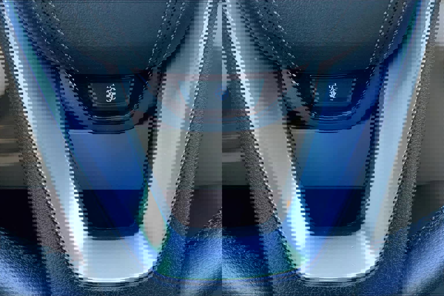 Used 2020 BMW 530i xDrive w/ Premium Package image 14