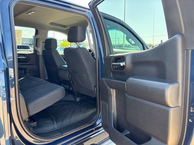 Used 2022 Chevrolet Silverado 1500 LT AWD/4WD image 38