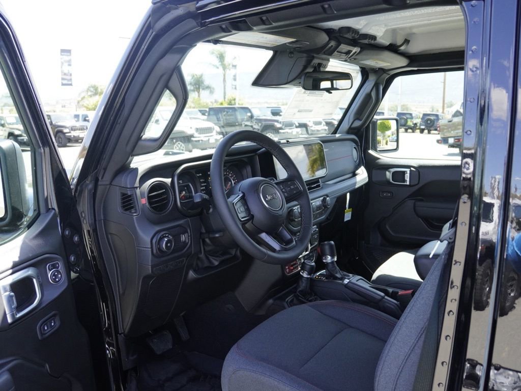 New 2026 Jeep Wrangler Unlimited Rubicon AWD/4WD image 19