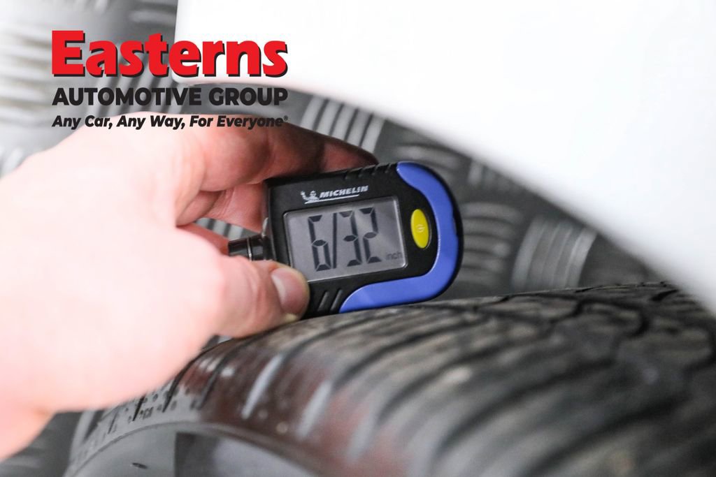 Used 2023 Acura TLX image 25