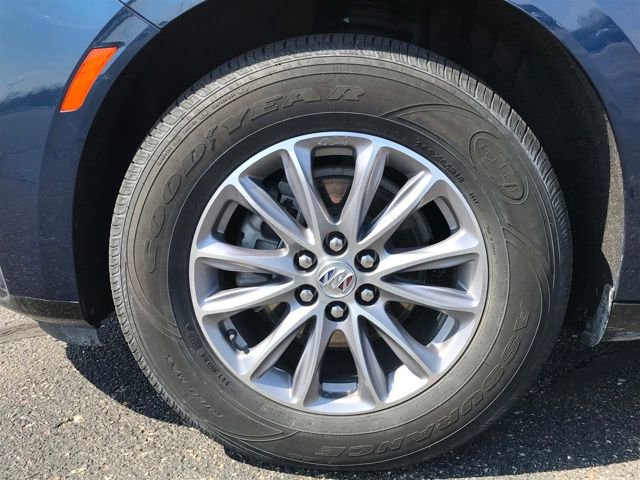 Certified 2023 Buick Enclave Essence w/ LPO, Floor Liner Package FWD image 21