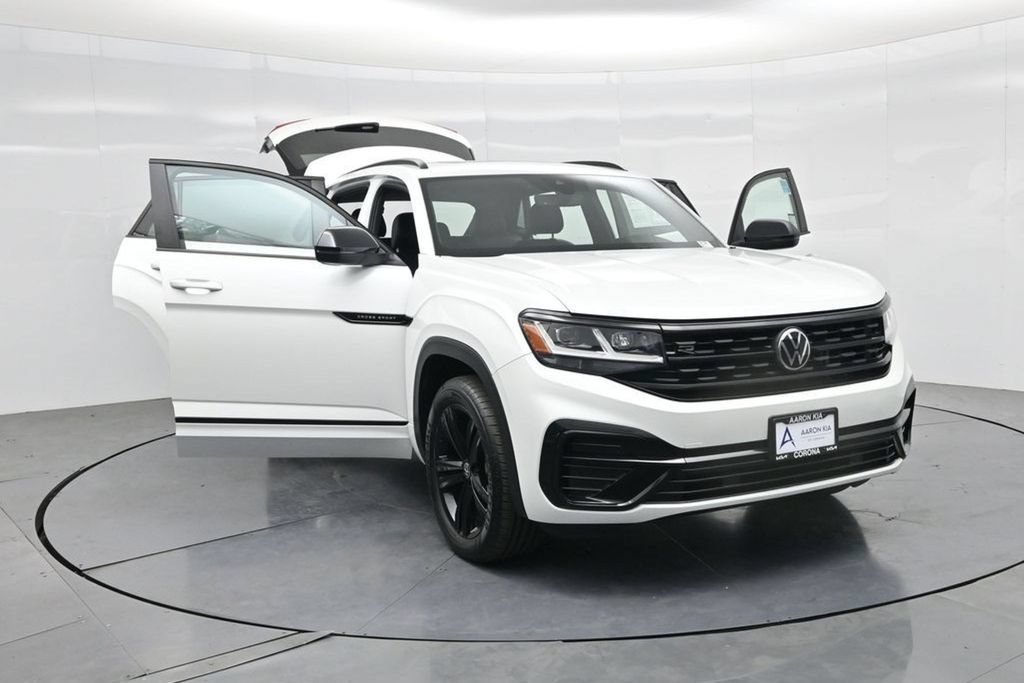 Used 2023 Volkswagen Atlas Cross Sport SEL R-Line AWD/4WD image 34