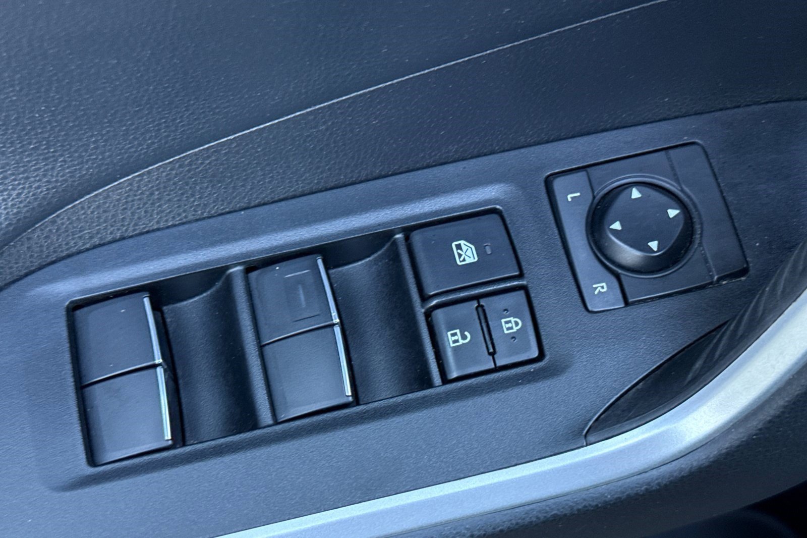 Used 2021 Toyota RAV4 XSE image 13