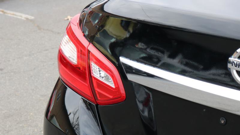 Used 2017 Nissan Altima 2.5 S w/ Power Driver Seat Package image 5