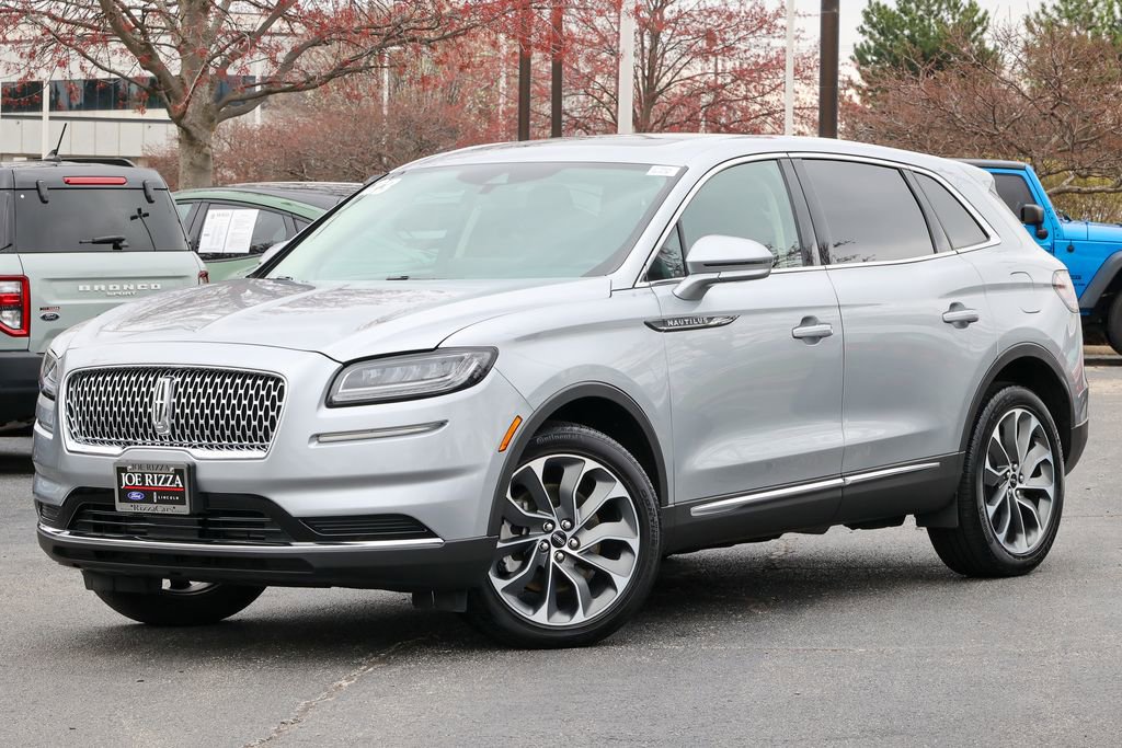 Certified 2023 Lincoln Nautilus Reserve AWD/4WD image 19
