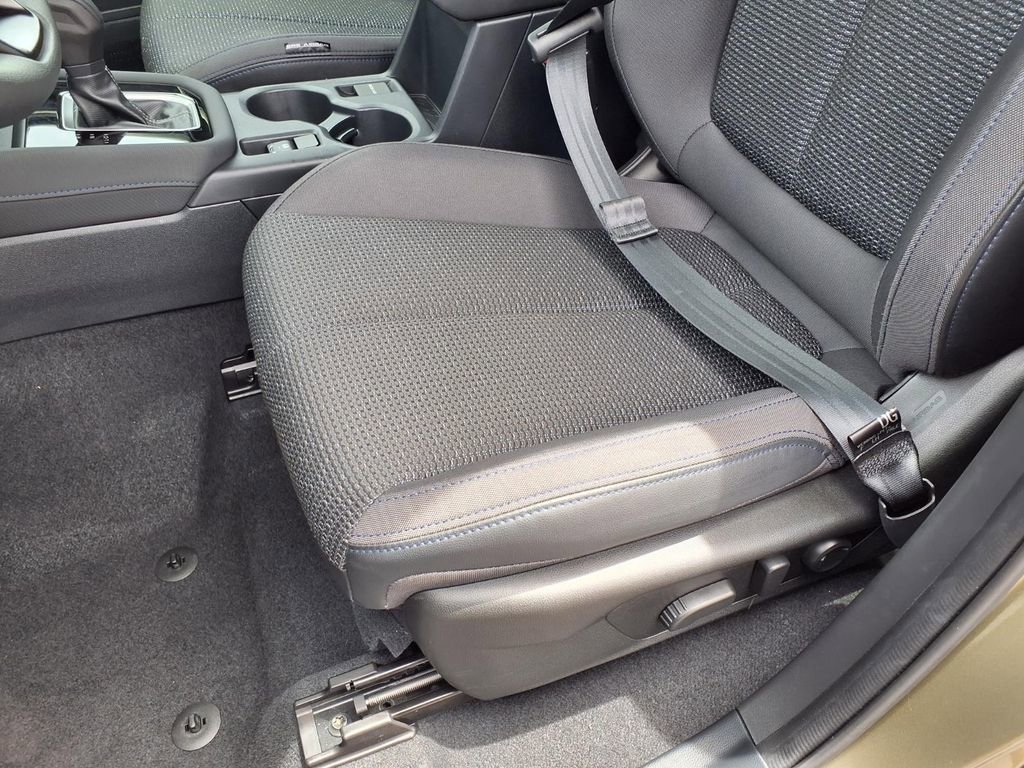 Certified 2025 Subaru Forester Premium AWD/4WD image 23