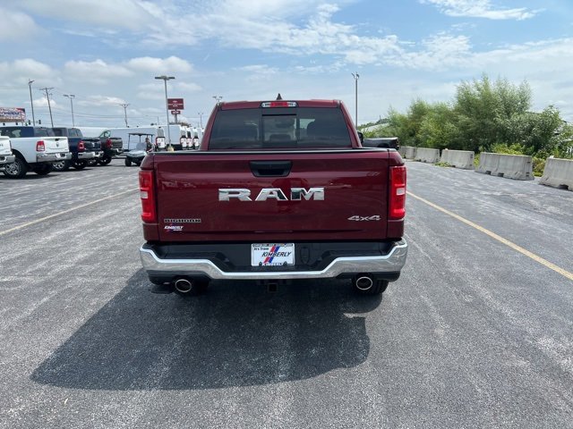 New 2026 RAM 1500 4x4 Crew Cab image 4