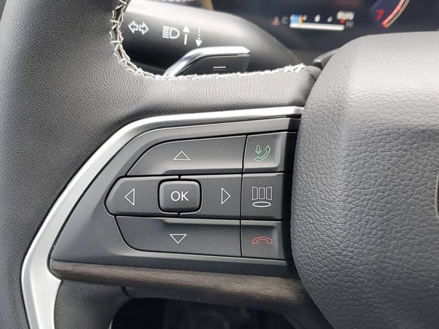 New 2026 Jeep Grand Cherokee Altitude AWD/4WD image 23