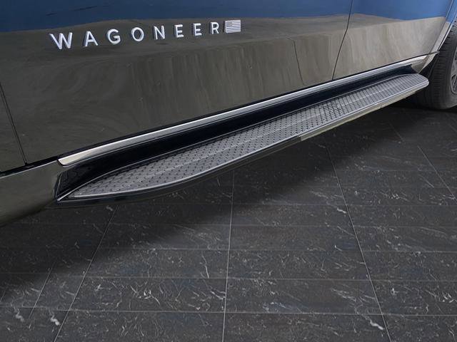 Used 2023 Jeep Wagoneer L Series III w/ Preferred Equipment Group image 42