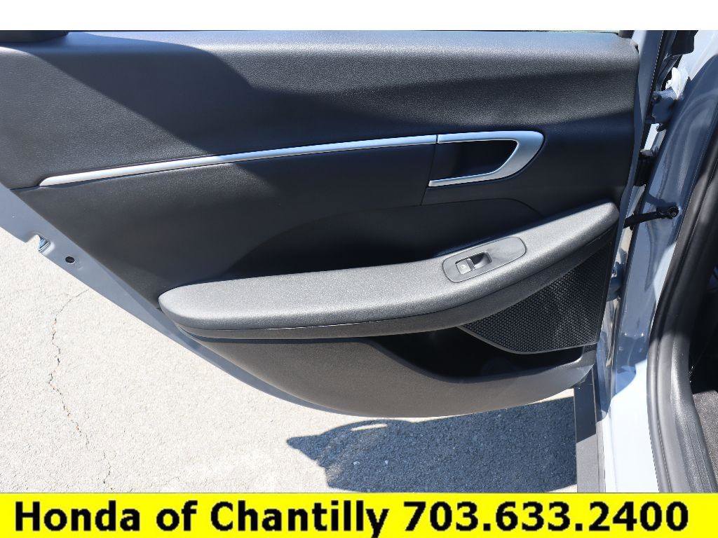 Used 2026 Hyundai Sonata Blue FWD image 25