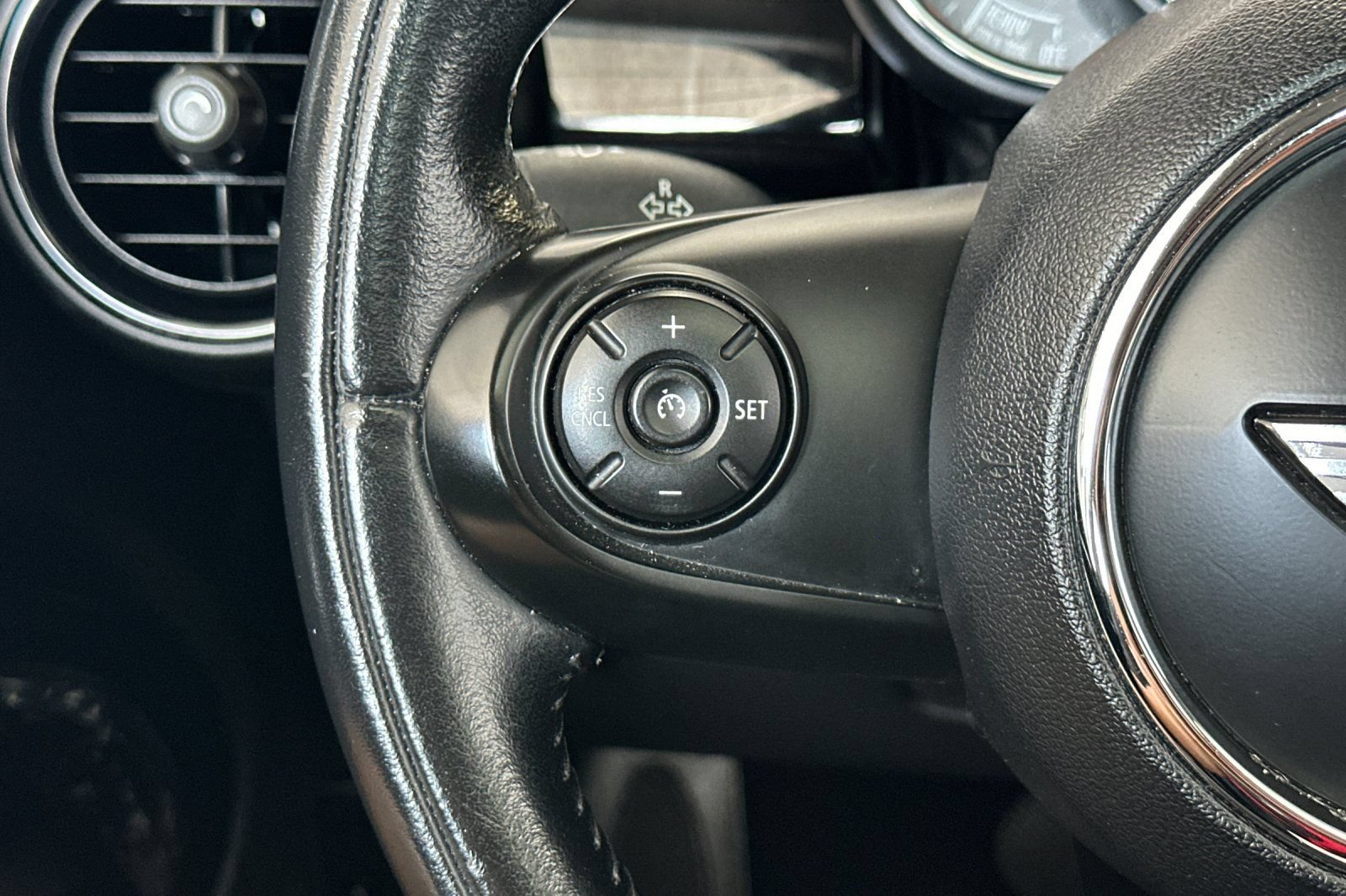 Used 2017 MINI Cooper S FWD image 25