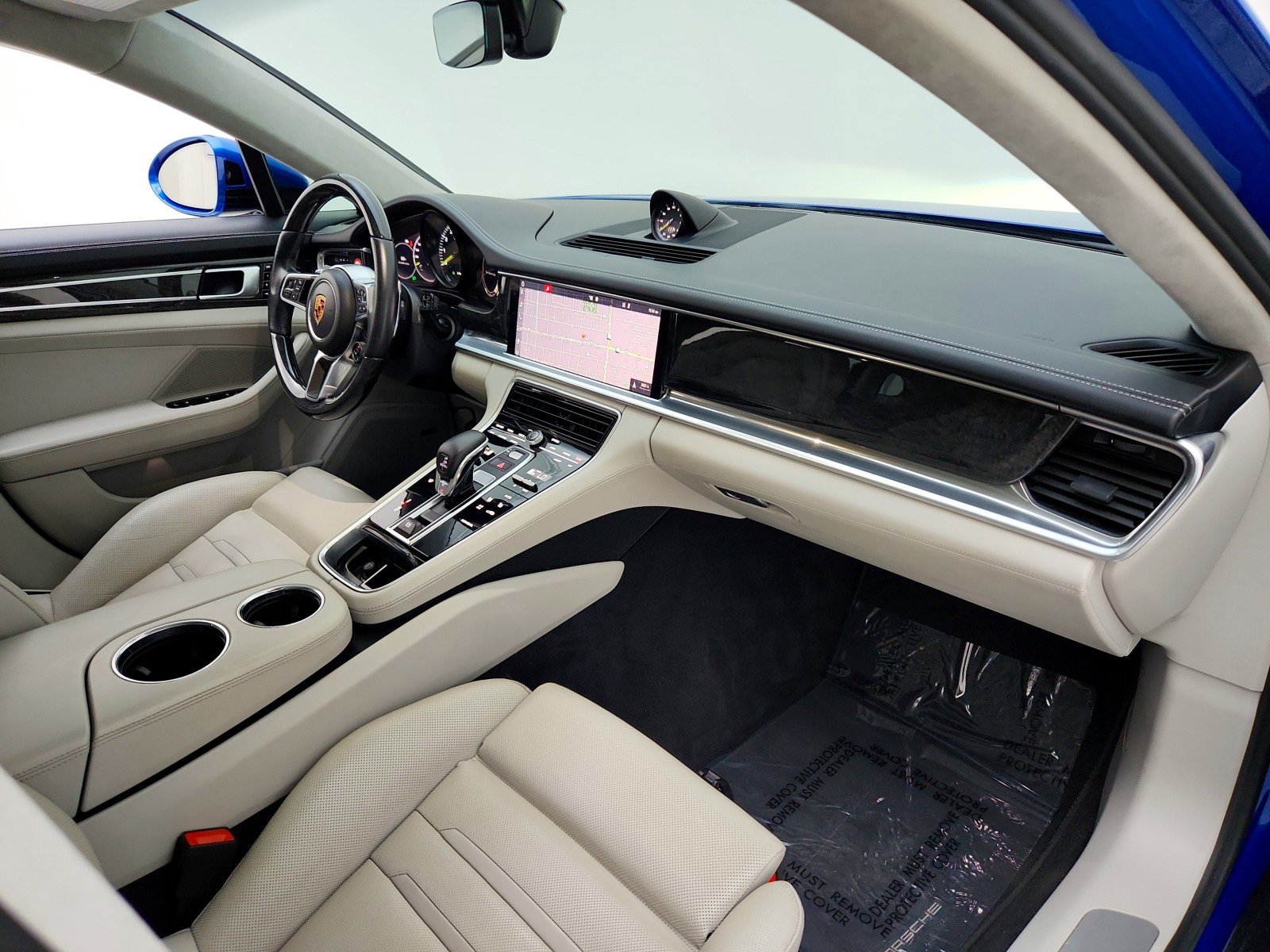 Used 2018 Porsche Panamera 4 AWD/4WD image 29