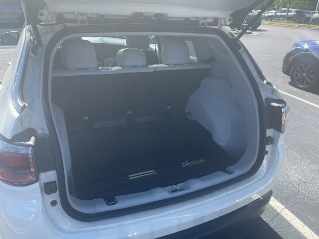 Used 2019 Jeep Compass Latitude image 8