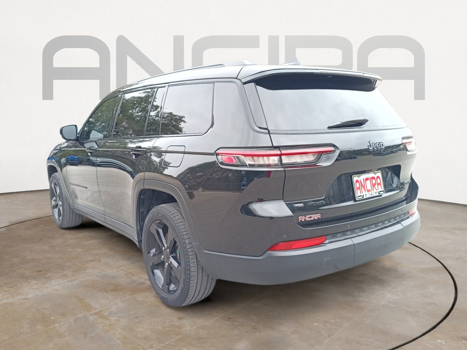 Certified 2022 Jeep Grand Cherokee L Limited w/ Black Appearance Package image 8