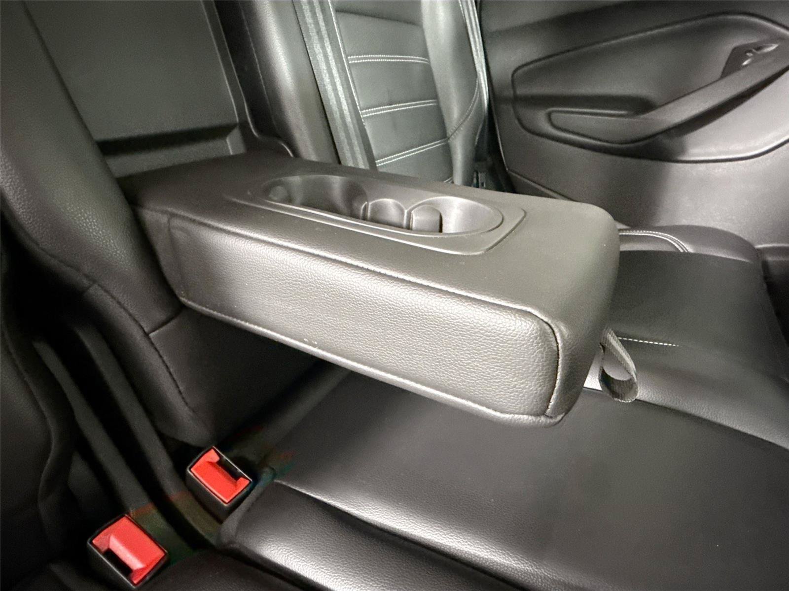 Used 2019 Ford Escape Titanium FWD image 39