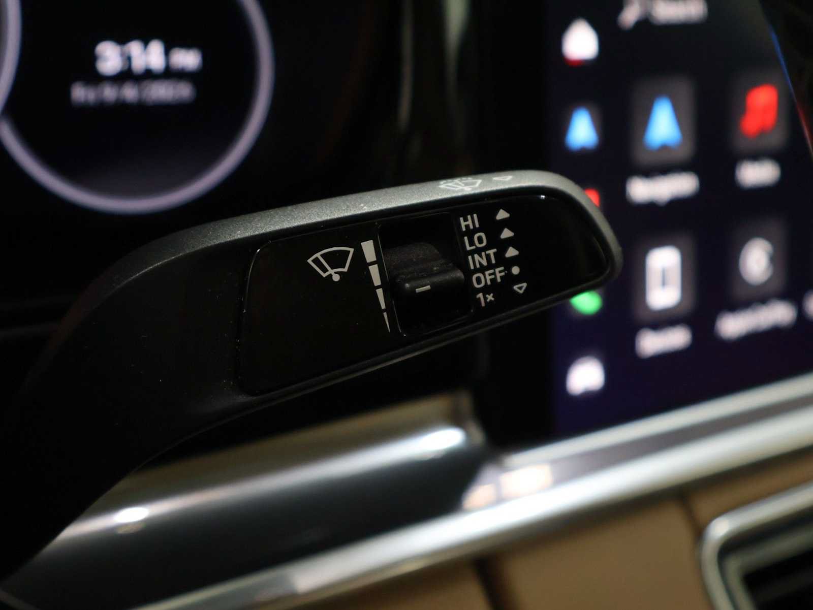 Certified 2023 Porsche Panamera 4S AWD/4WD image 30