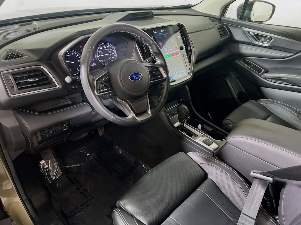 Used 2024 Subaru Ascent Limited w/ Technology Package AWD/4WD image 9