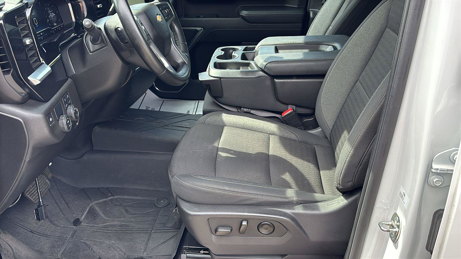 Certified 2024 Chevrolet Silverado 1500 LT w/ Safety Package RWD image 14