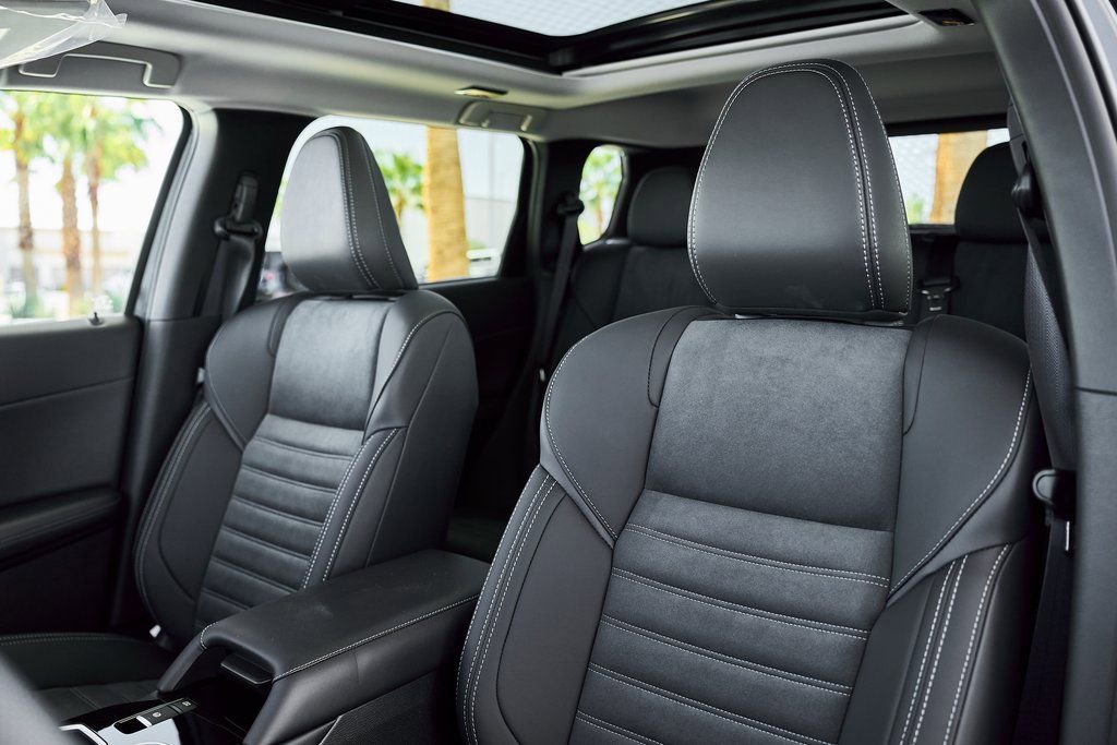 New 2026 Mitsubishi Outlander SE FWD image 30