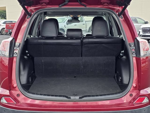 Used 2018 Toyota RAV4 XLE FWD image 28