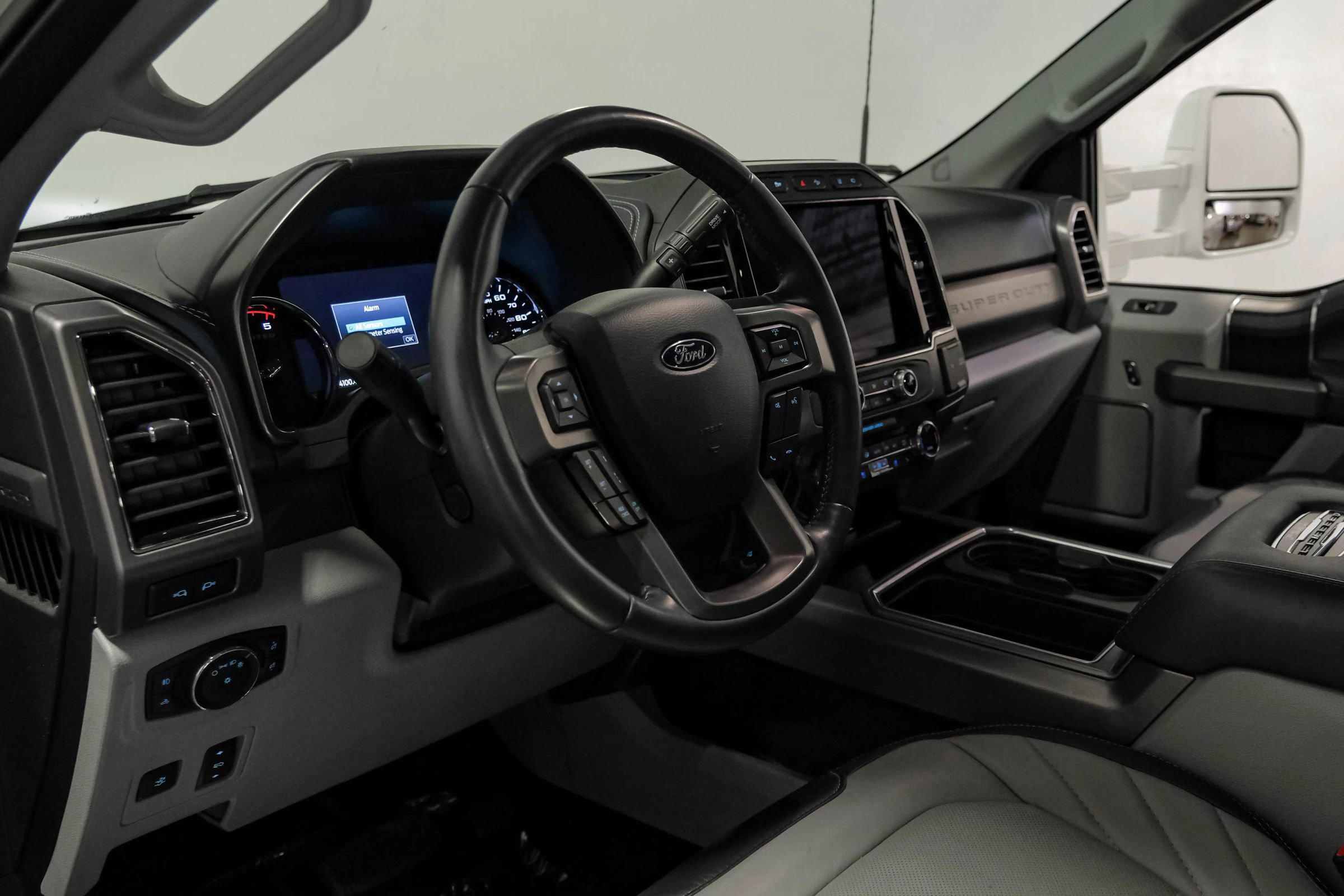 Used 2022 Ford F250 Limited image 12