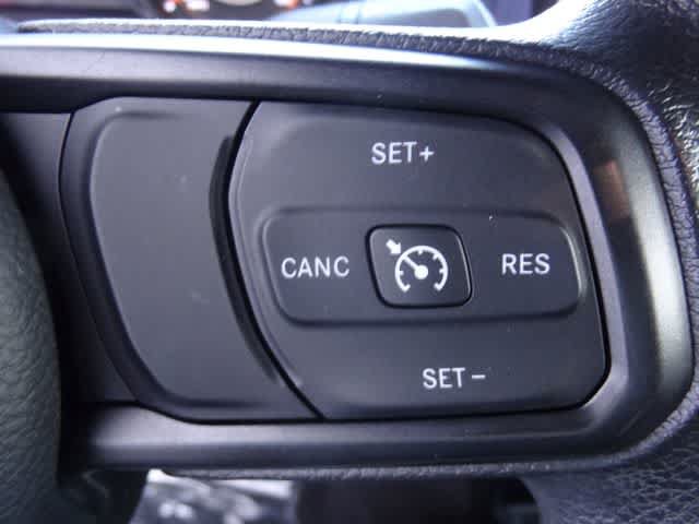 Used 2024 Jeep Gladiator Sport AWD/4WD image 18