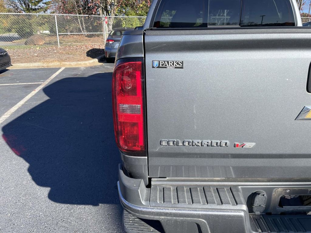 Used 2019 Chevrolet Colorado LT w/ LT Convenience Package image 18