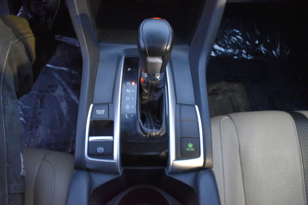 Used 2017 Honda Civic Touring image 23