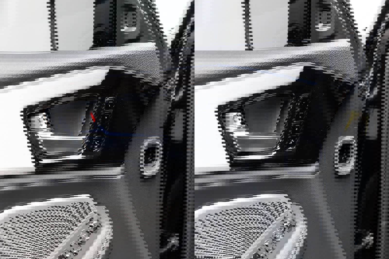 Used 2023 Acura MDX SH-AWD image 30