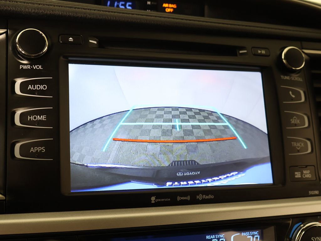 Used 2019 Toyota Highlander XLE AWD/4WD image 50