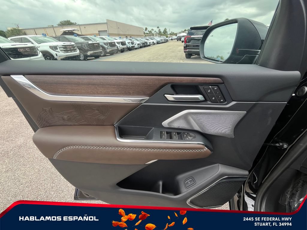 New 2026 GMC Acadia Denali Ultimate FWD image 24