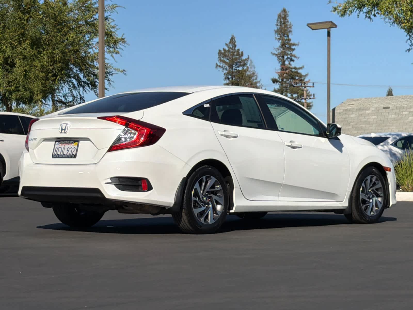Used 2016 Honda Civic EX image 2