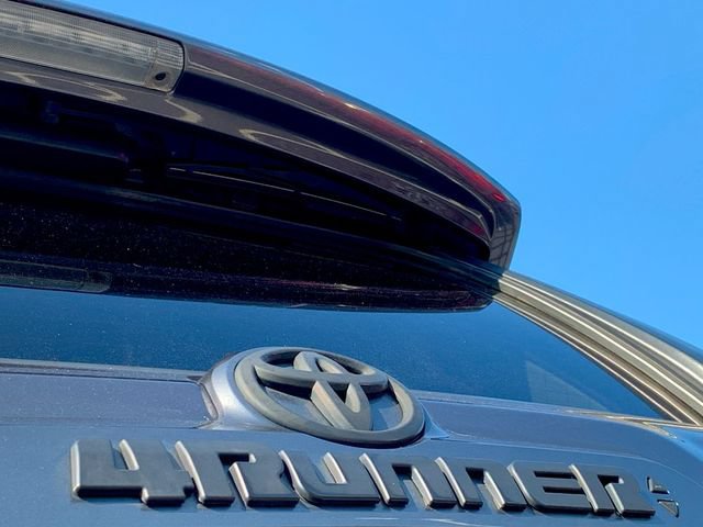 Used 2021 Toyota 4Runner SR5 RWD image 43