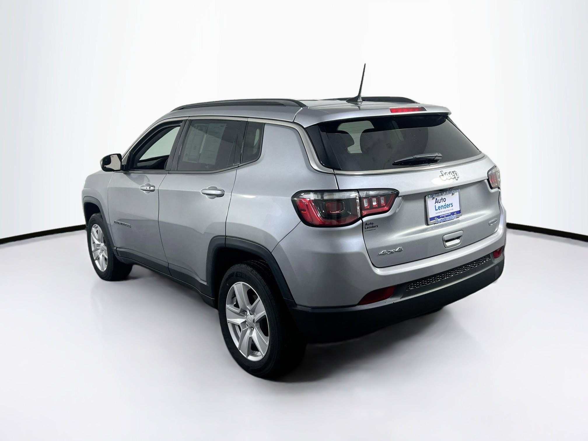 Used 2022 Jeep Compass Latitude image 7