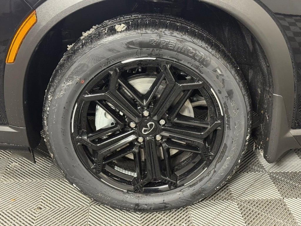 New 2026 INFINITI QX60 Sport image 10