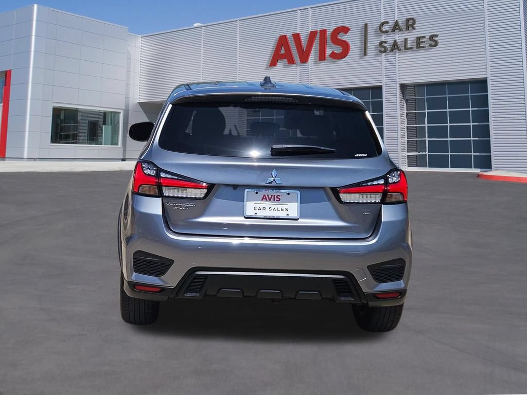 Used 2025 Mitsubishi Outlander Sport SE AWD/4WD image 4