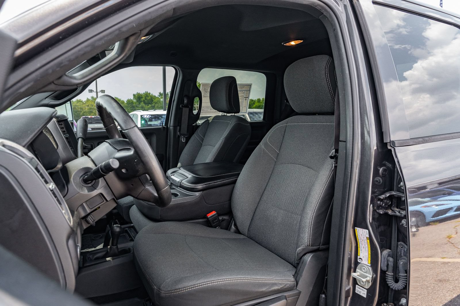 Used 2023 RAM 2500 Tradesman AWD/4WD image 17