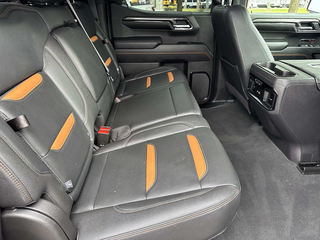 Used 2022 GMC Sierra 1500 AT4 w/ AT4 Premium Package AWD/4WD image 34