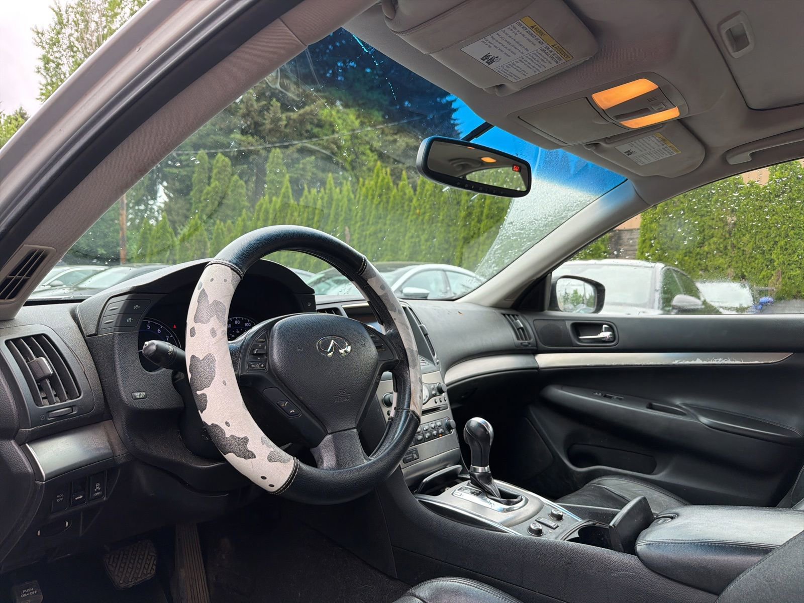 Used 2010 INFINITI G37 x Sedan w/ Premium Pkg AWD/4WD image 3
