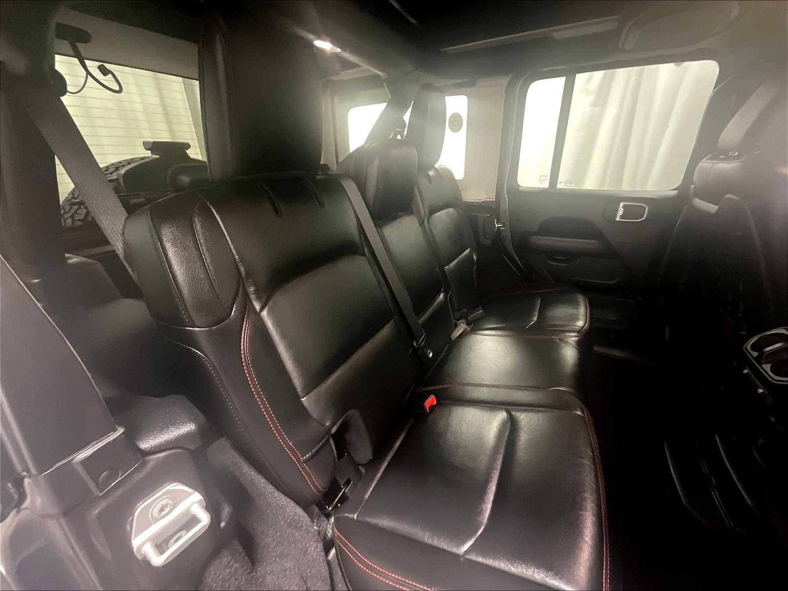 Used 2021 Jeep Wrangler Unlimited Rubicon image 16