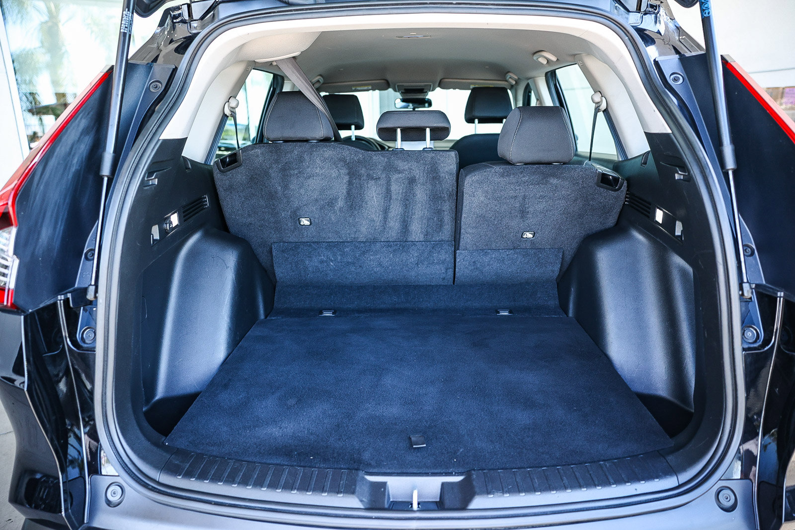 Used 2024 Honda CR-V LX image 32