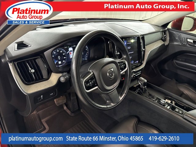 Used 2021 Volvo XC60 T5 Inscription image 12