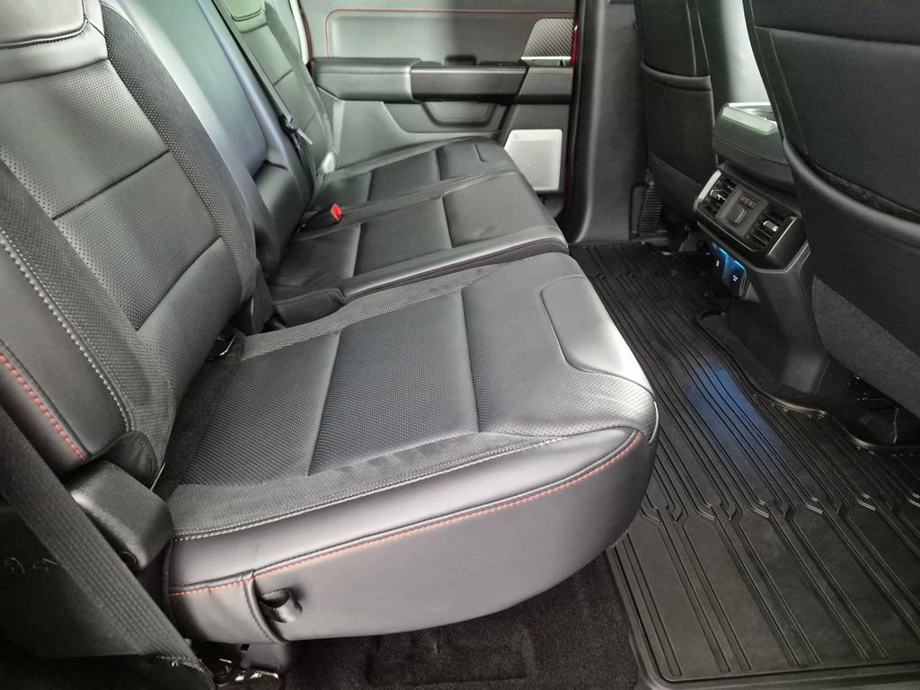 Used 2025 Ford F150 Raptor AWD/4WD image 33