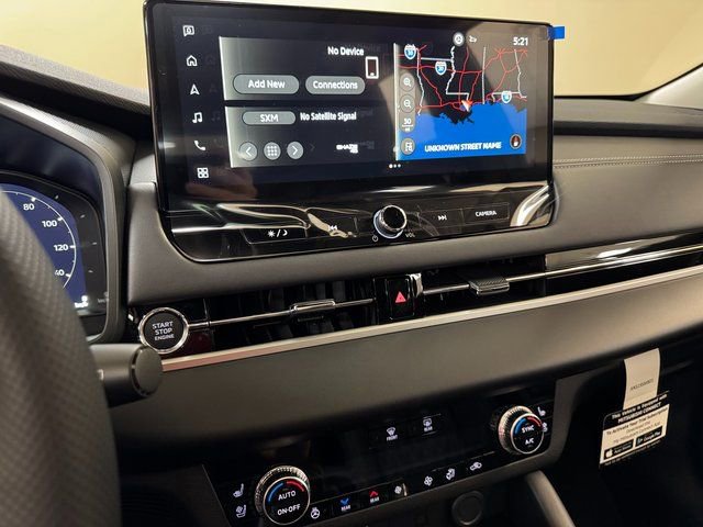 New 2026 Mitsubishi Outlander SEL FWD image 14
