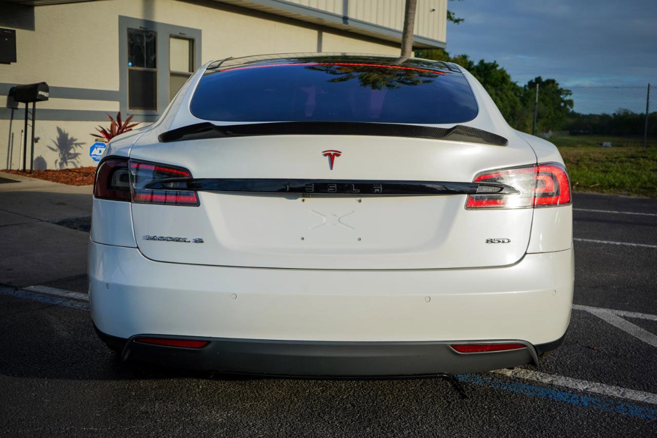 Used 2016 Tesla Model S 70D image 4