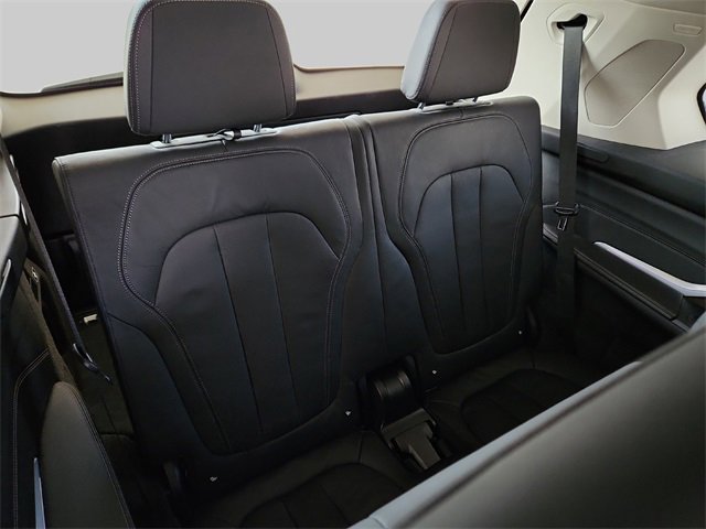 Used 2021 BMW X7 xDrive40i w/ Premium Package image 31