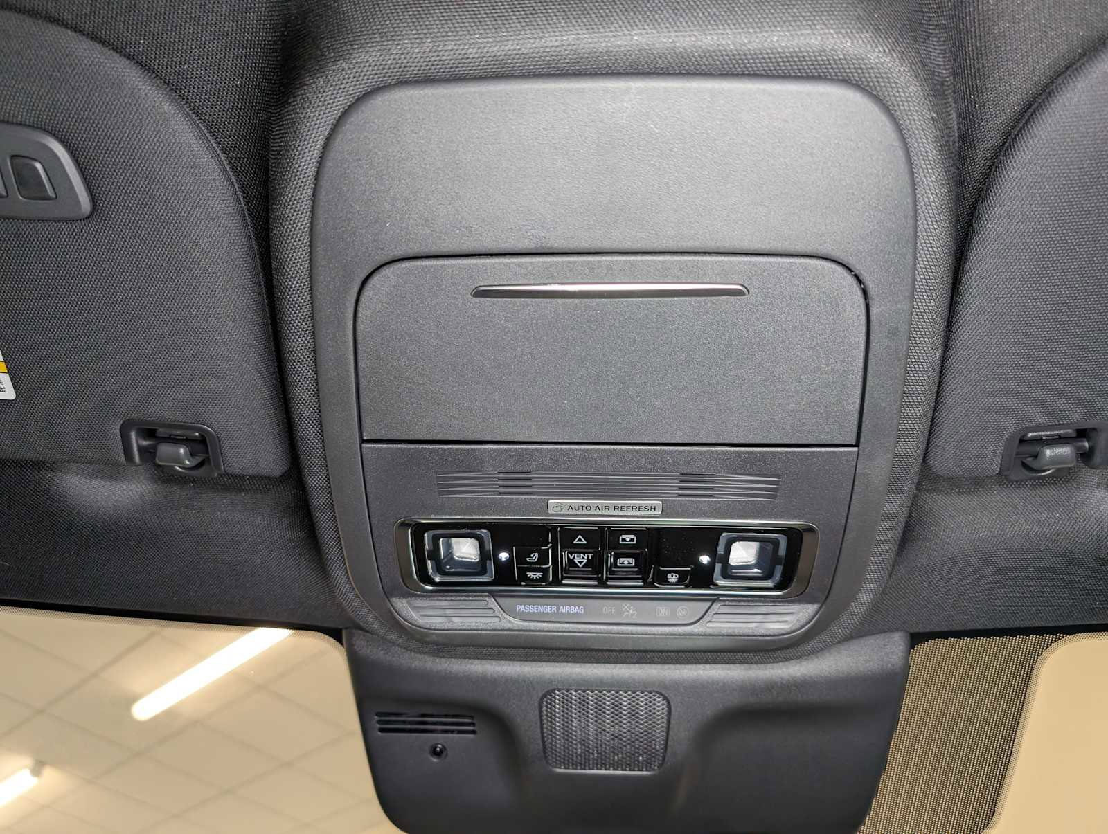 New 2025 Lincoln Navigator Reserve w/ Jet Appearance Package image 26