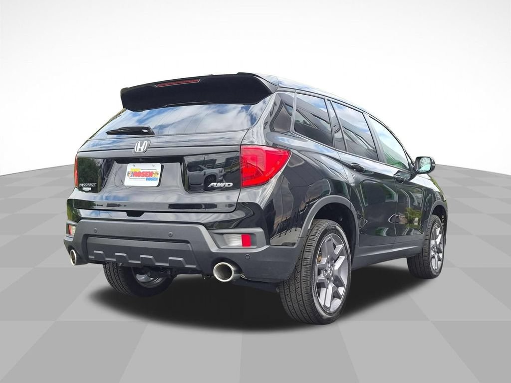 Used 2023 Honda Passport EX-L image 3