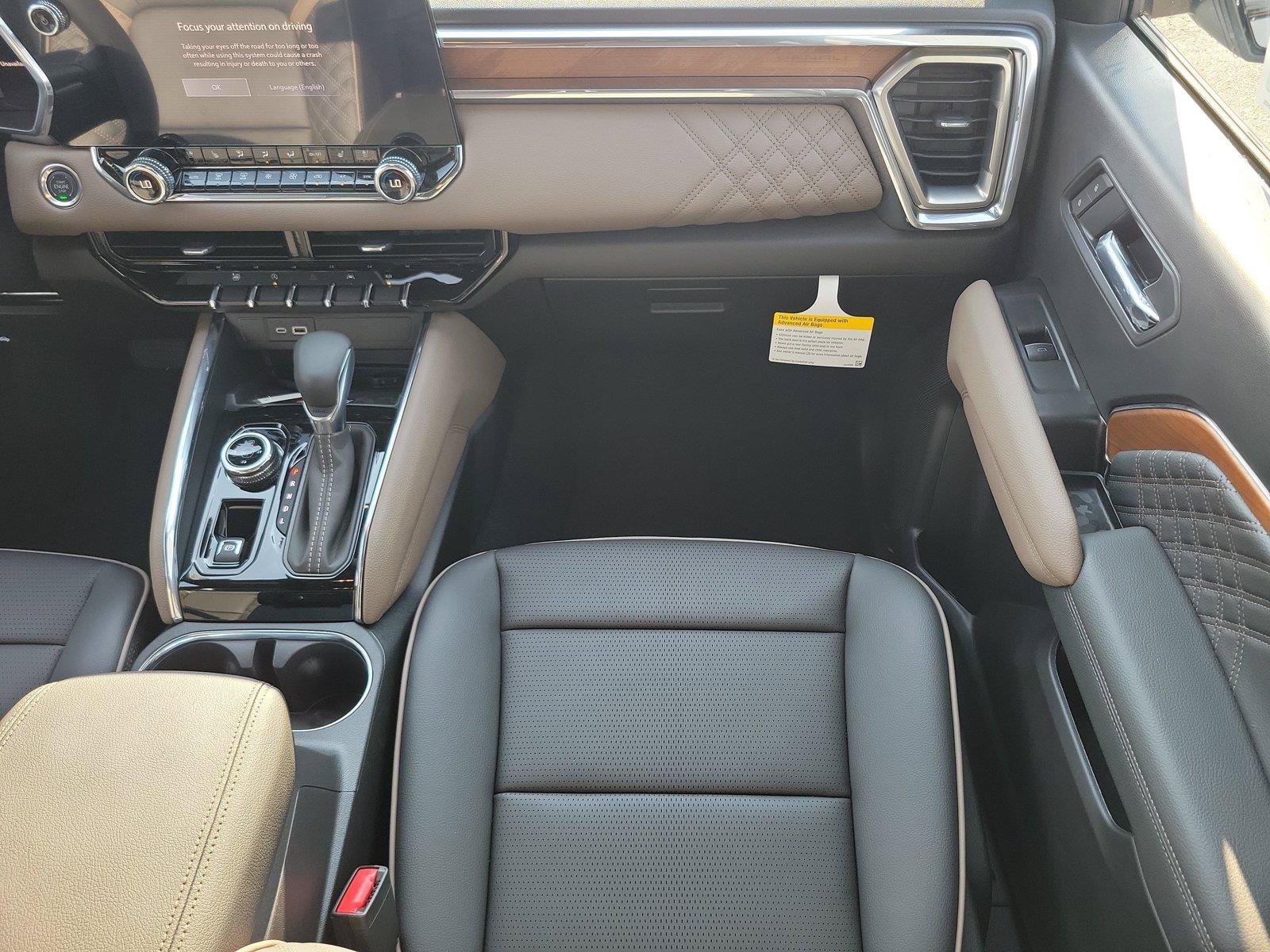 New 2026 GMC Canyon Denali AWD/4WD image 10